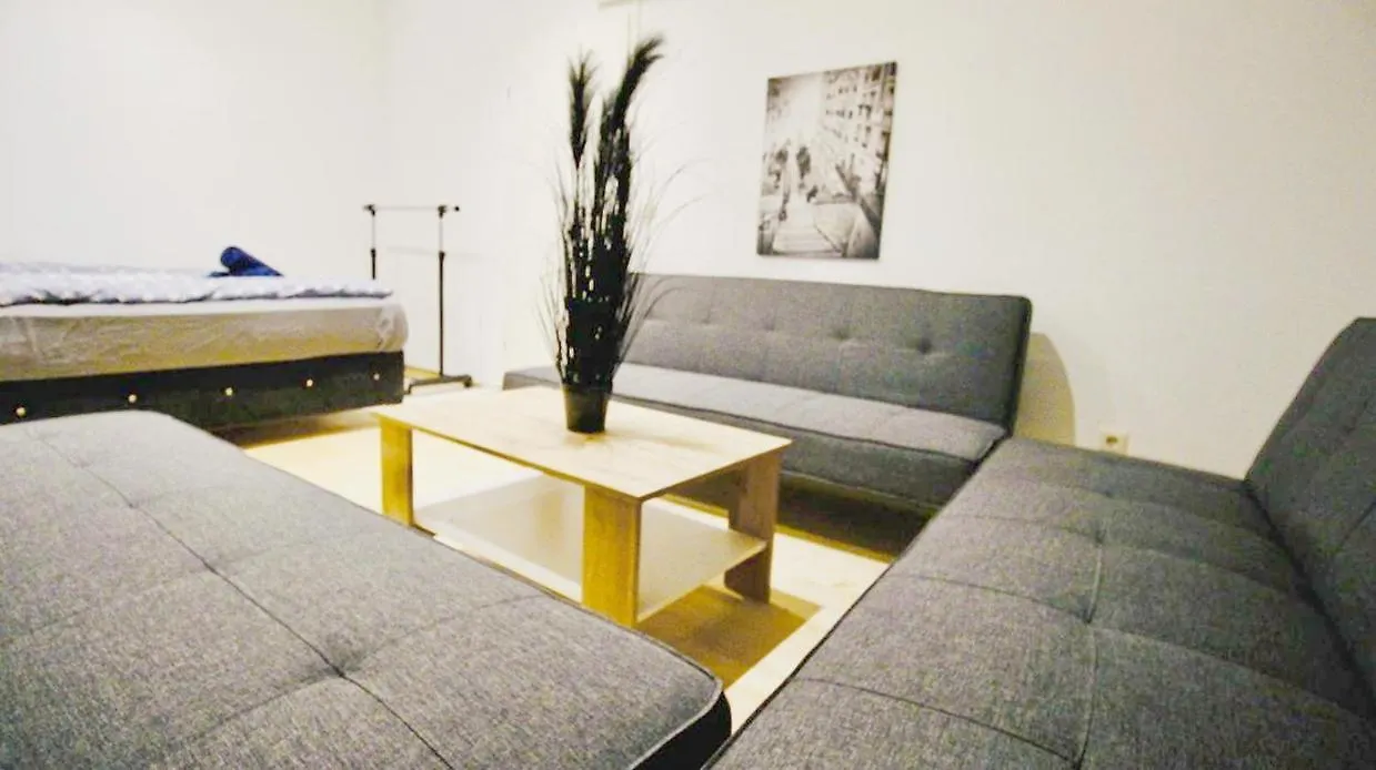 Comfort Rooms In Praterstern Area location